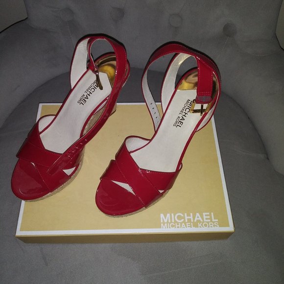 shoes - Picture 1 of 1